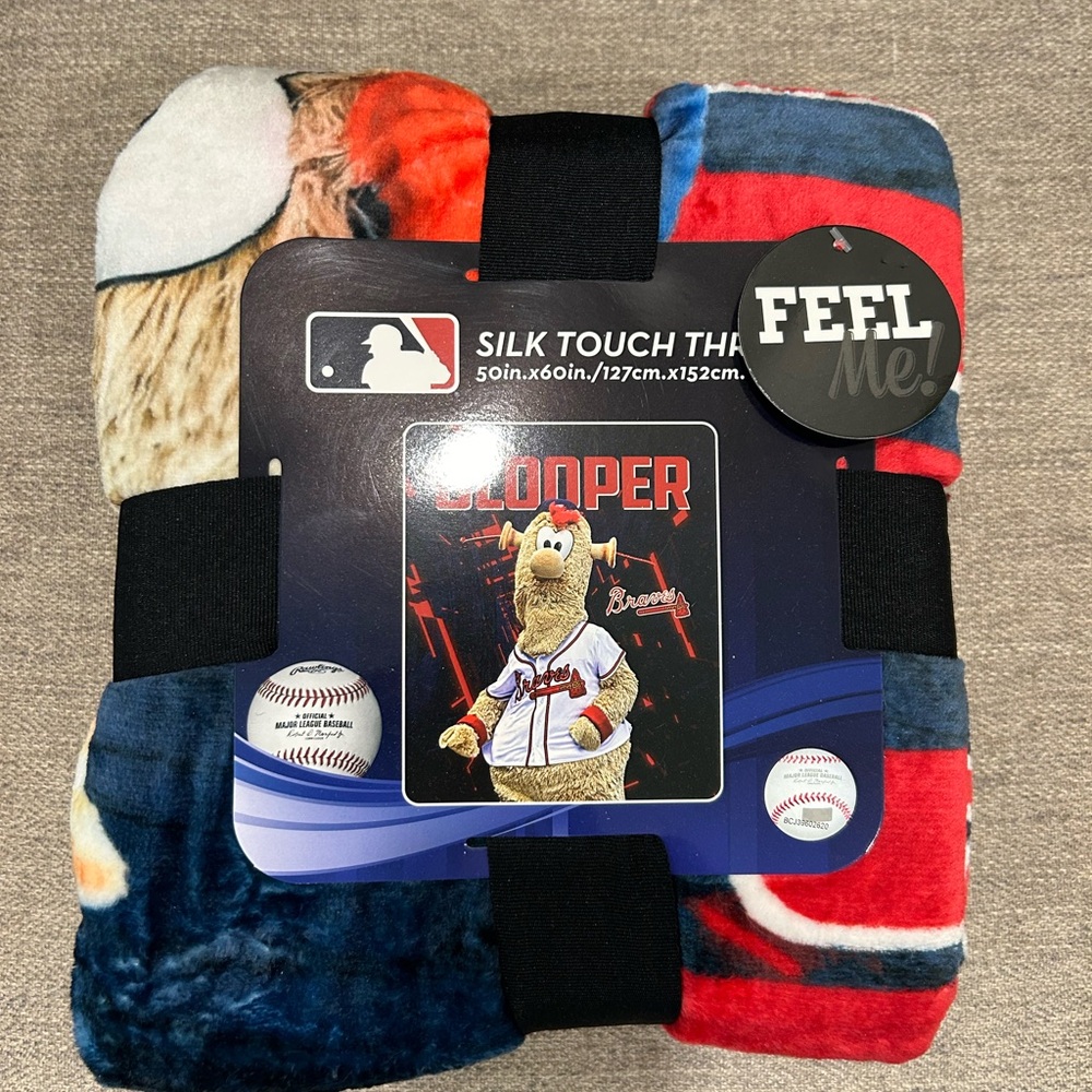 MLB Atlanta Braves Blooper throw blanket